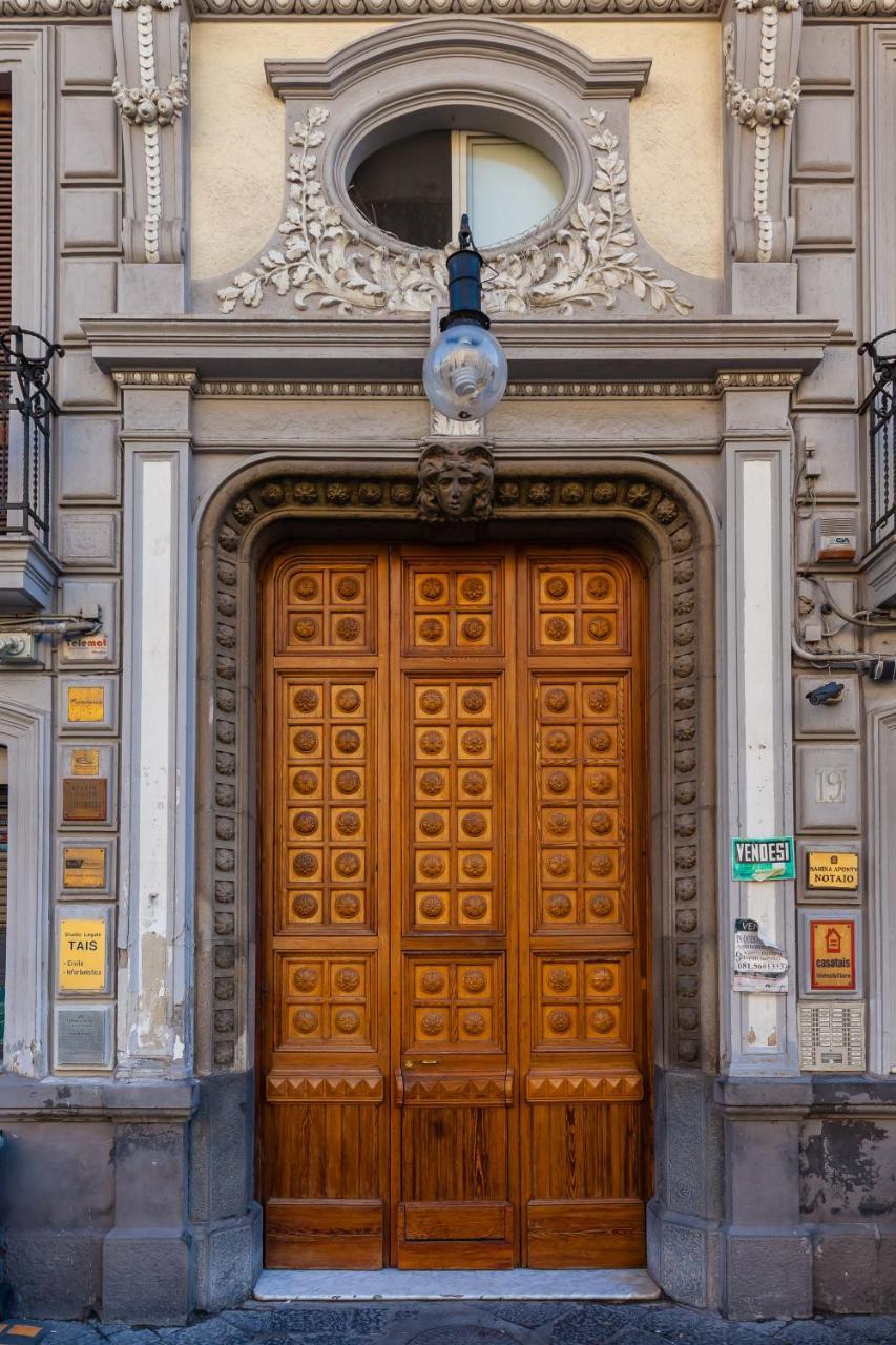 A Due Passi Dal Lungomare Di Mergellina By Wonderful Italy Apartment Naples Luaran gambar
